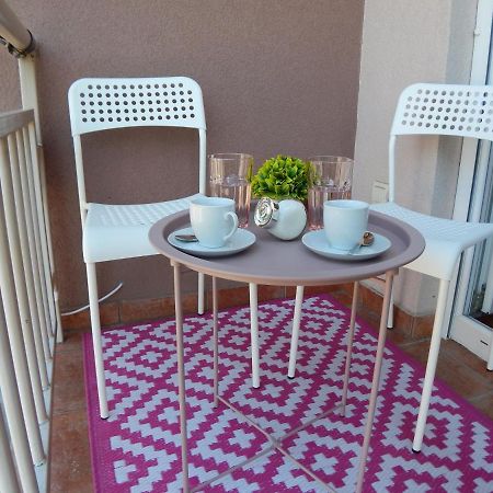Quiet Center Apartman Szávaszentdemeter Kültér fotó