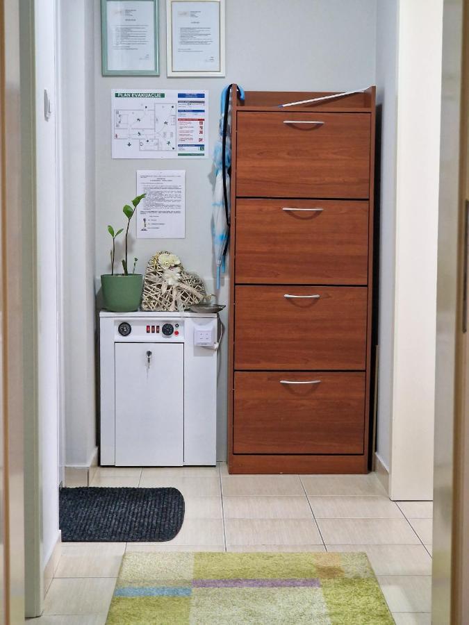 Quiet Center Apartman Szávaszentdemeter Kültér fotó