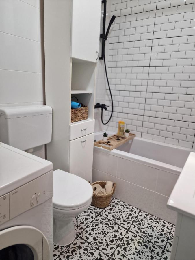 Quiet Center Apartman Szávaszentdemeter Kültér fotó